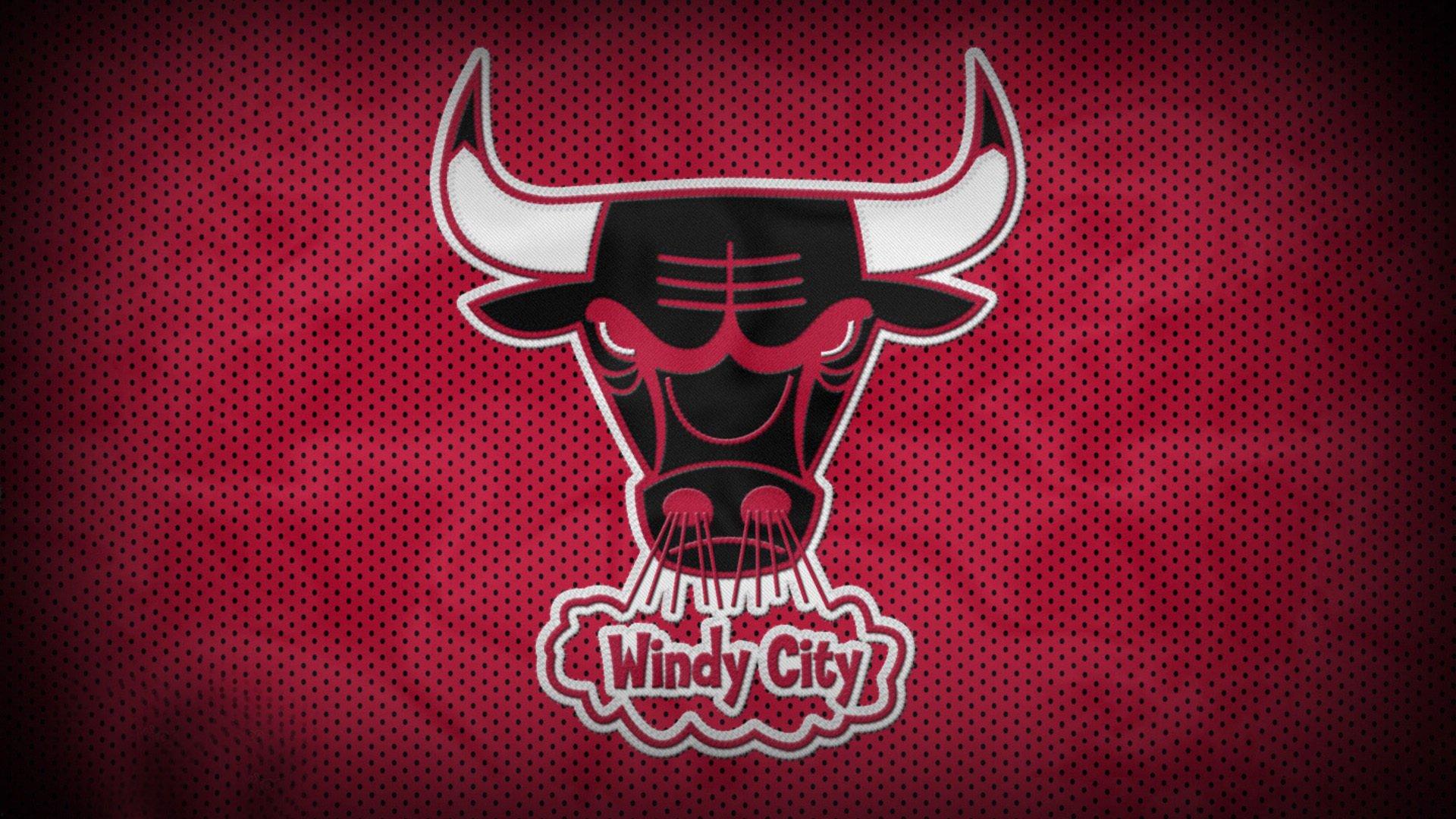 弗拉霍维奇伤愈归队，尤文图斯锋线重振旗鼓迎战都灵德比